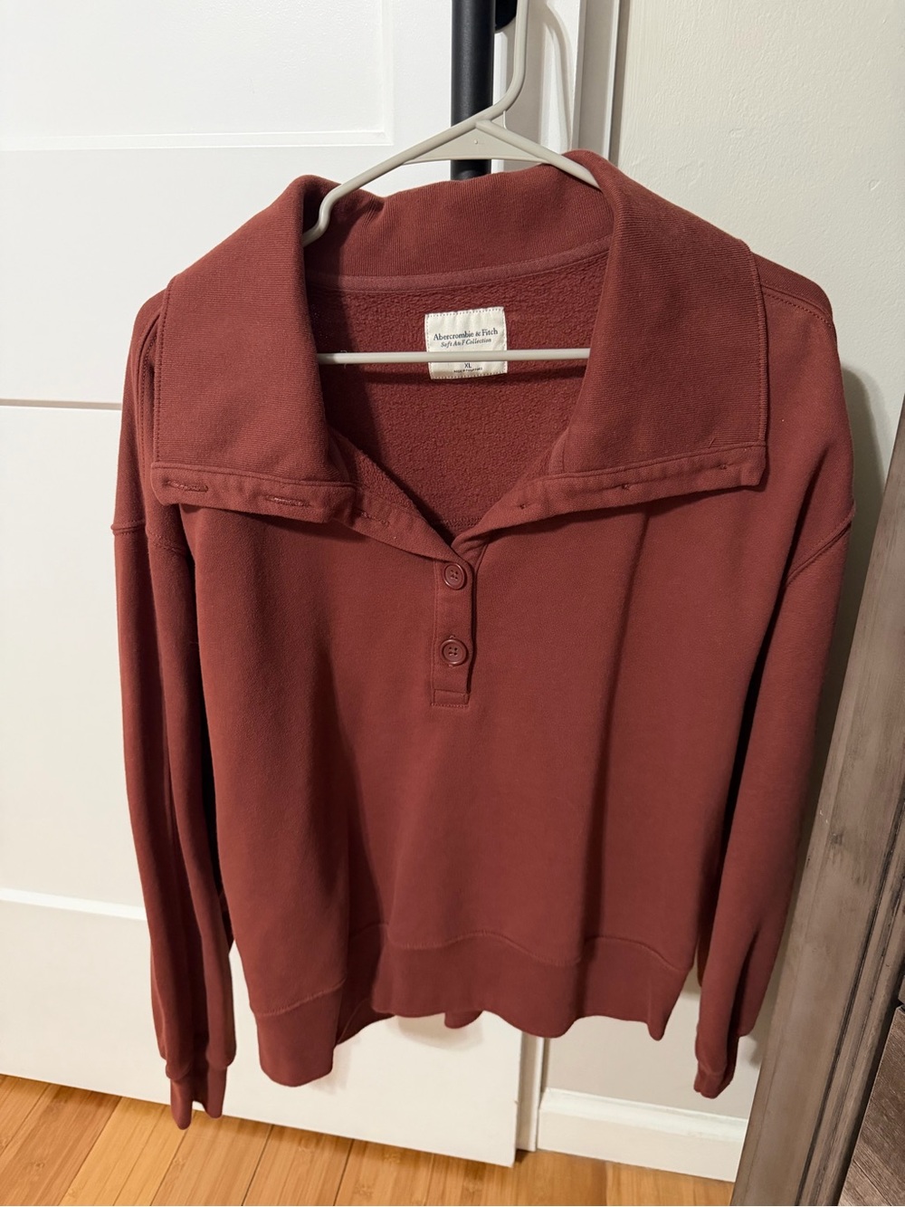 Abercrombie & Fitch Brick Red Fleece Pullover